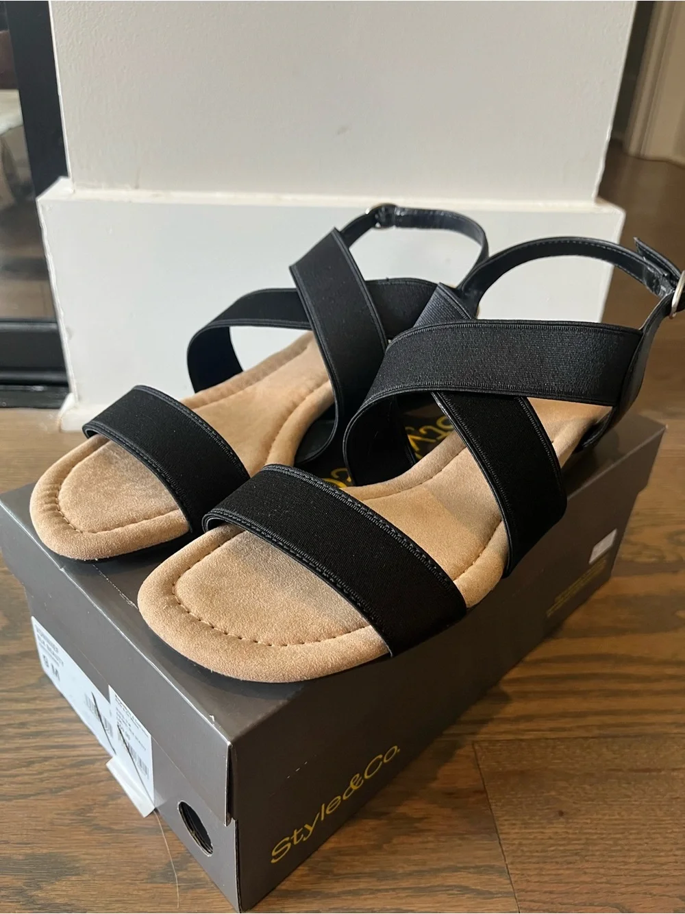 New In Box Style & Co. Vonniief Black Beauty Elastic Crisscross Wedge Sandals